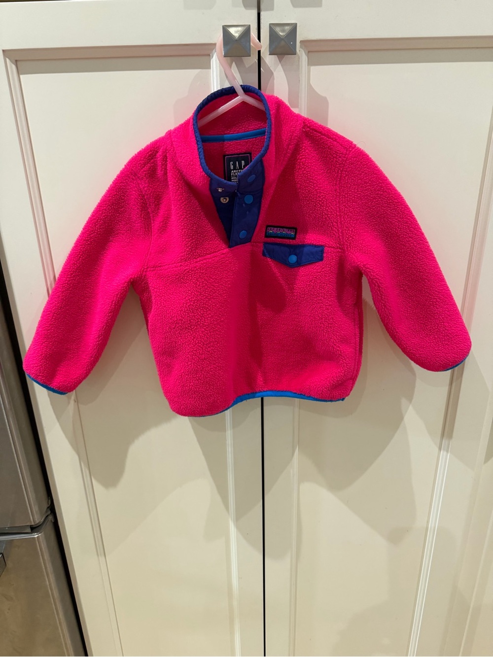 Gap 2t Kids Pink Fleece Pullover sweatshirt with Blue Trim